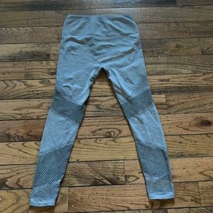 Fabletics size XS light grey mesh leggings